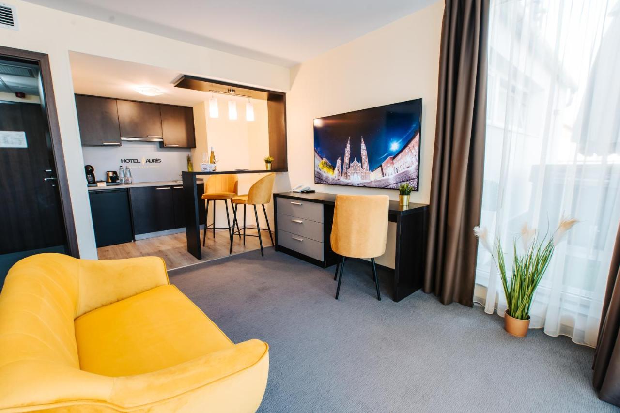 Hotel Auris 4*