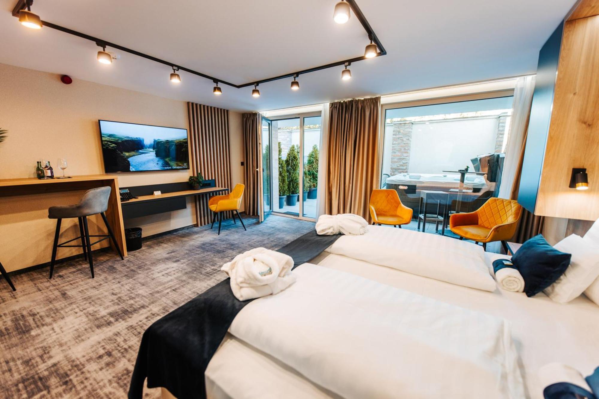 Hotel Auris 4*